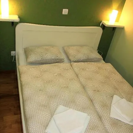 Luka Apartman *